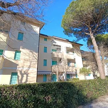 Functional And Cozy Flat In Bibione